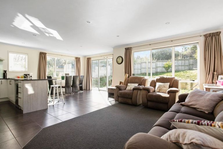 Photo of property in 43 Midshipman Court, Gulf Harbour, Whangaparaoa, 0930