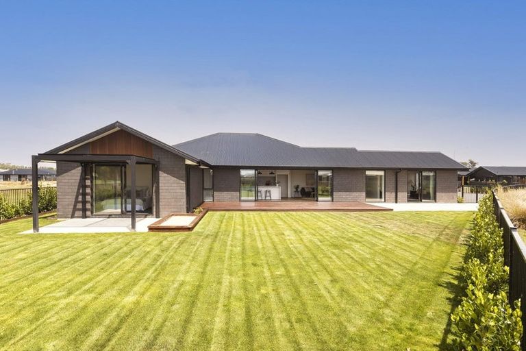 Photo of property in 14 Godley Place, Woodend, 7610