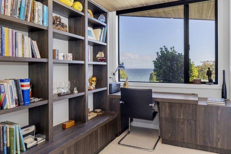 Photo of property in 2 Pataka Road, Taupo, 3330