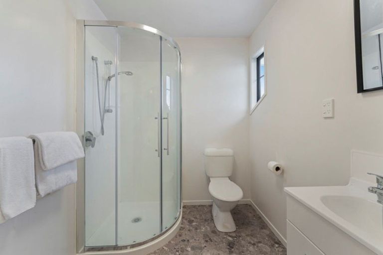 Photo of property in 137 Kenrigg Road West, Kinloch, Taupo, 3377