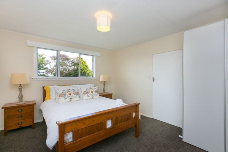 Photo of property in 18 Gisborne Terrace, Opunake, 4616