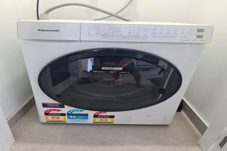 Photo of property in 43 Raupeti Lane, Henderson, Auckland, 0612