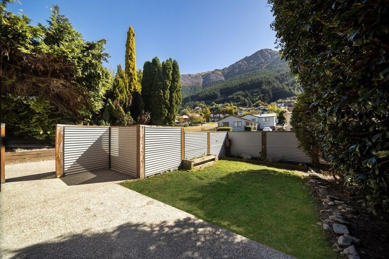 Photo of property in 187 Fernhill Road, Fernhill, Queenstown, 9300