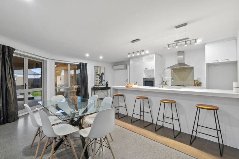 Photo of property in 24 James Drive, Woodend, 7610