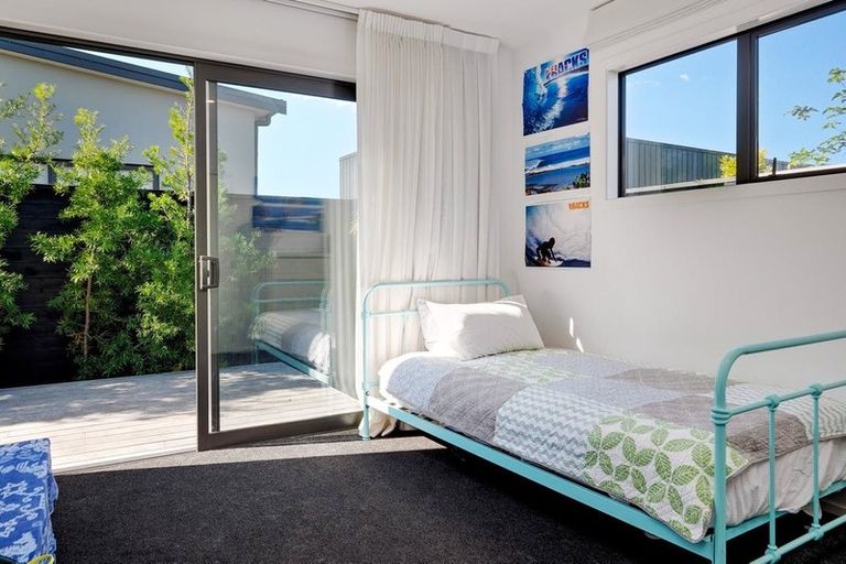 Photo of property in 15 Awatira Drive, Papamoa Beach, Papamoa, 3118