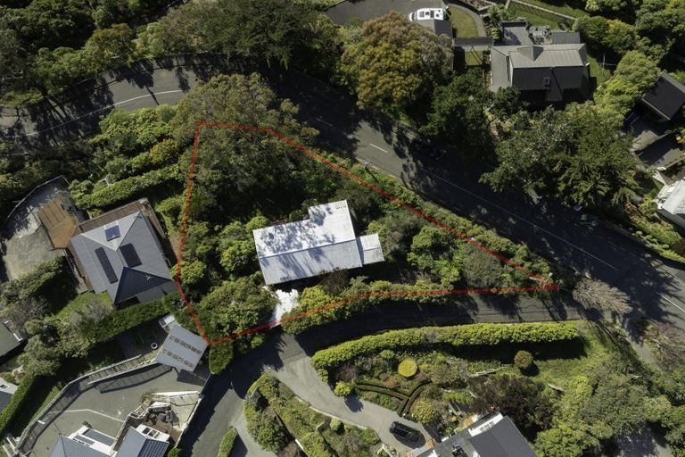 Photo of property in 136 Mount Pleasant Road, Mount Pleasant, Christchurch, 8081