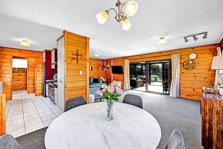 Photo of property in 72 Rata Street, Hawera, 4610