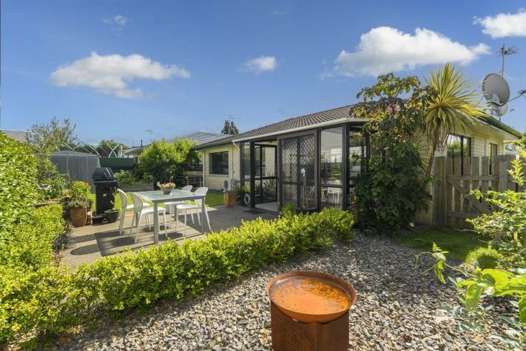 Photo of property in 49a Queen Road, Bellevue, Tauranga, 3110