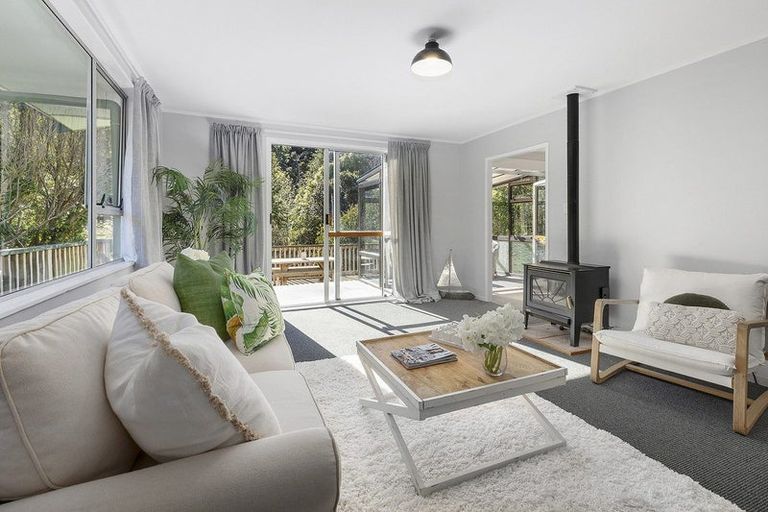 Photo of property in 22 Carvel Lane, Whitby, Porirua, 5024