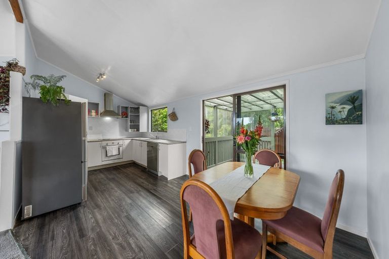 Photo of property in 321 Wairere Road, Waitakere, Henderson, 0782
