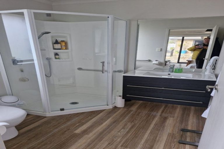 Photo of property in 8 Glen Wallace Road, Waipu, 0510