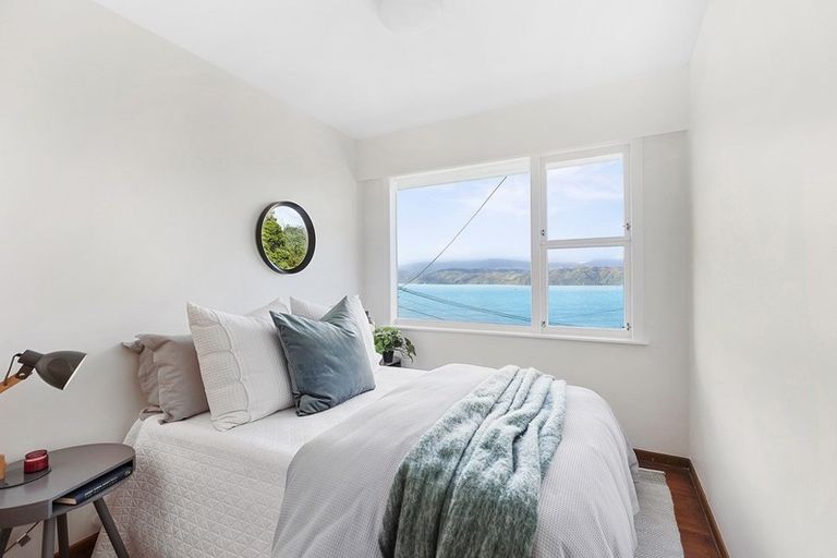 Photo of property in 20 Newport Terrace, Seatoun, Wellington, 6022
