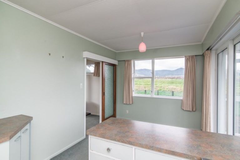 Photo of property in 24 Titoki Road, Raumati Beach, Paraparaumu, 5032