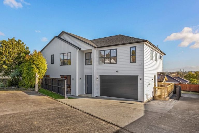 Photo of property in 48 Lewisham Street, Highland Park, Auckland, 2010