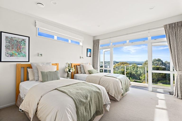 Photo of property in 10 Rangimaarie Crescent, Snells Beach, 0920