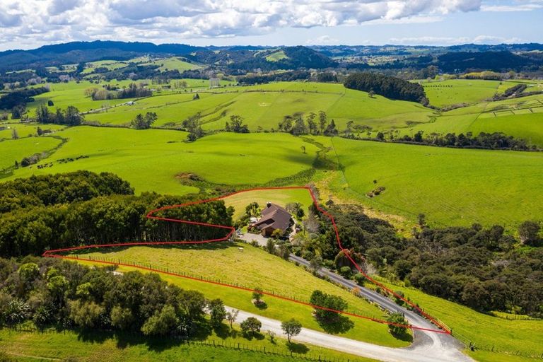 Photo of property in 63a Field Lane, Waitoki, Kaukapakapa, 0871