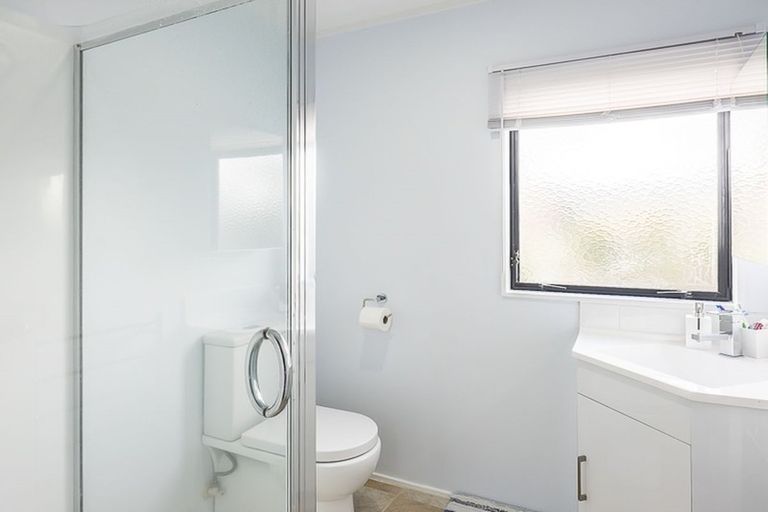 Photo of property in 22a Kiwi Road, Raumati Beach, Paraparaumu, 5032