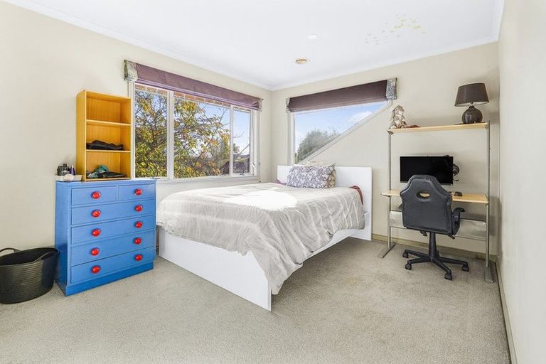 Photo of property in 6 Oakmont Place, Rototuna, Hamilton, 3210