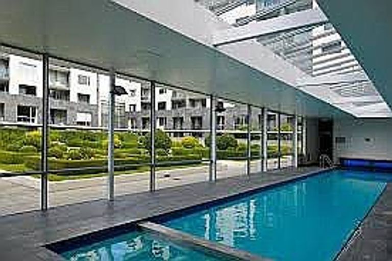 Photo of property in Sanctum Apartment, 10 Ebor Street, Te Aro, Wellington, 6011