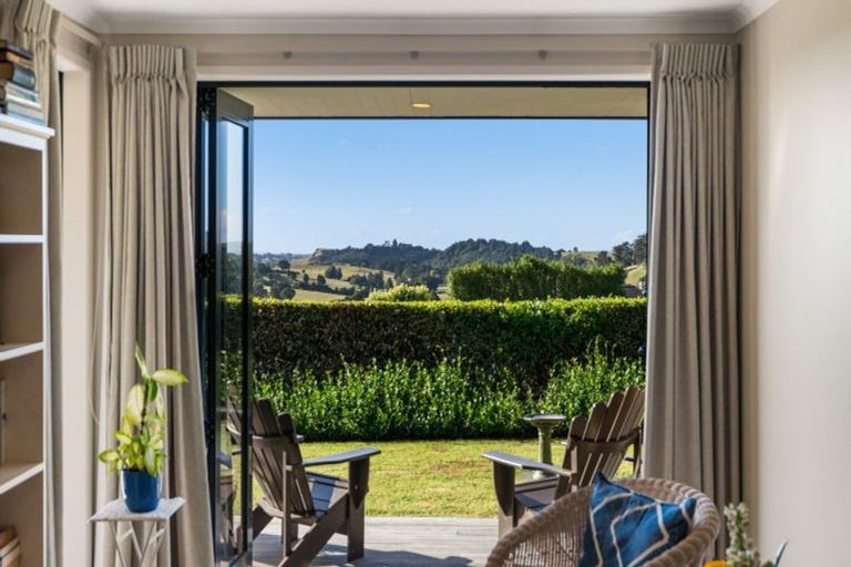 Photo of property in 44 Grace James Road, Pukekohe, 2120