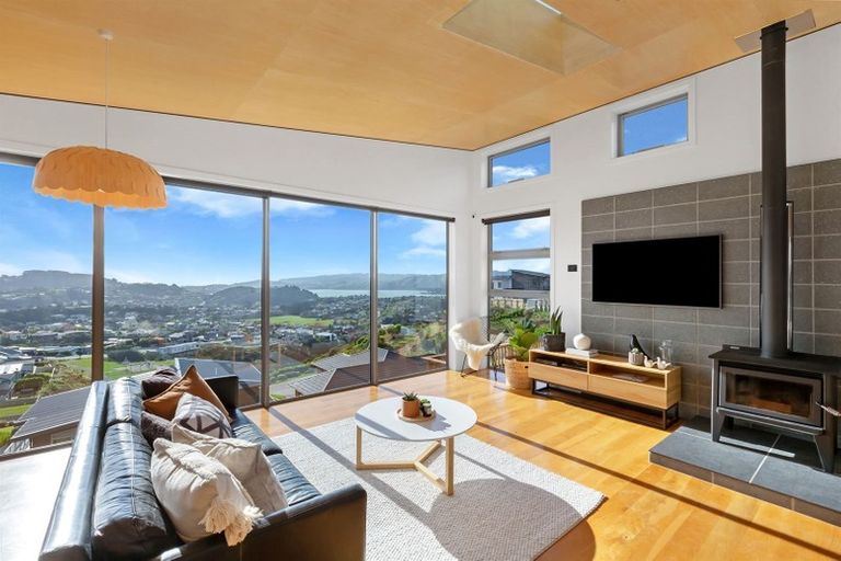 Photo of property in 89 Endeavour Drive, Whitby, Porirua, 5024