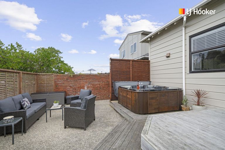 Photo of property in 168 Victoria Road, Saint Clair, Dunedin, 9012