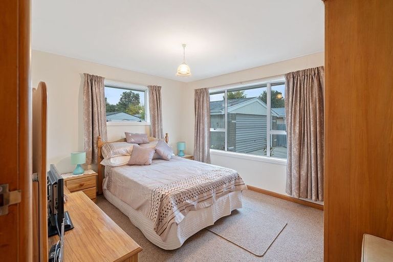 Photo of property in 51 West-watson Avenue, Hillmorton, Christchurch, 8025