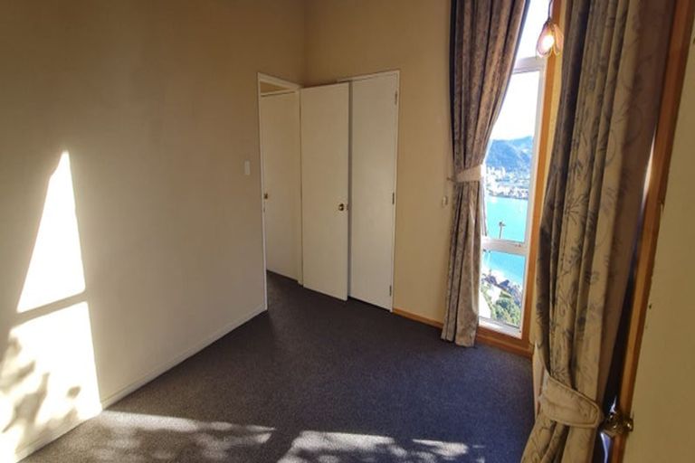 Photo of property in 39 Robieson Street, Roseneath, Wellington, 6011