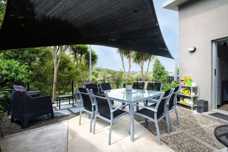 Photo of property in 6 Pointon Glade, Grandview Heights, Hamilton, 3200