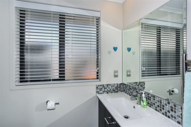 Photo of property in 7 Searle Drive, Patumahoe, Pukekohe, 2679