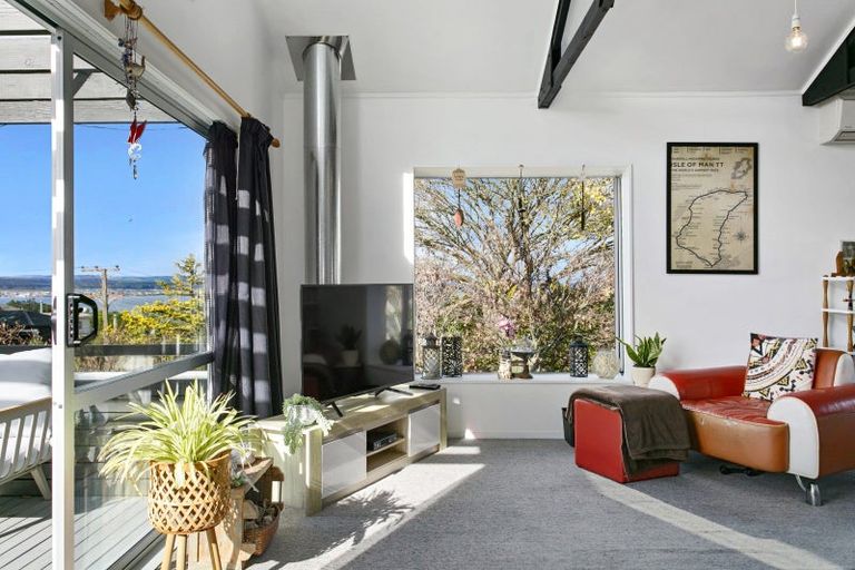 Photo of property in 742 Acacia Bay Road, Acacia Bay, Taupo, 3330