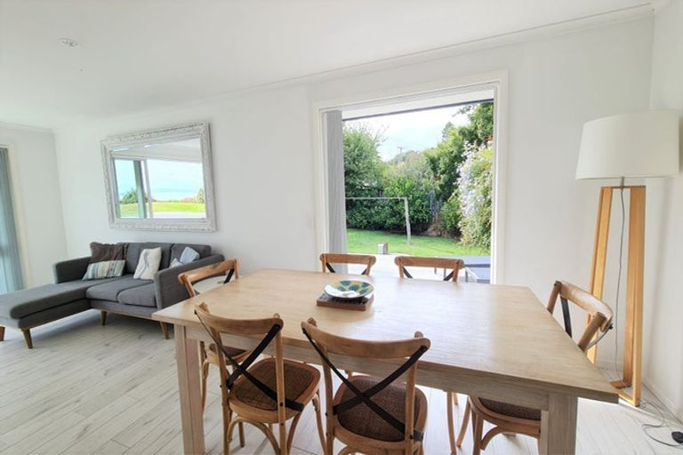 Photo of property in 221 Patons Rock Road, Patons Rock, Takaka, 7182