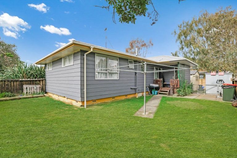 Photo of property in 25 Crawshaw Drive, Nawton, Hamilton, 3200