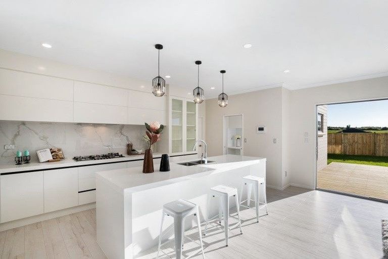 Photo of property in 27 Carrygawley Road, Flat Bush, Auckland, 2019