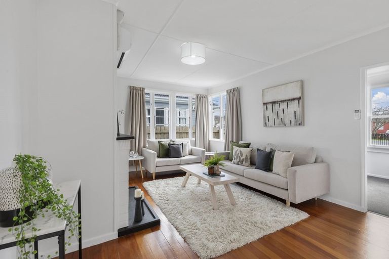 Photo of property in 180 Naenae Road, Naenae, Lower Hutt, 5011