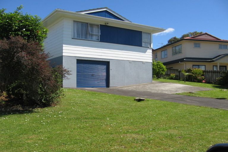 Photo of property in 2/2 Komako Place, Papatoetoe, Auckland, 2025