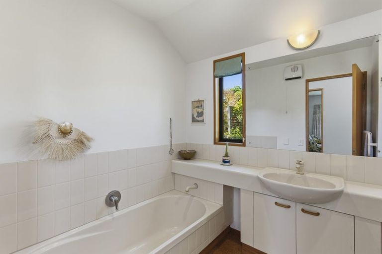 Photo of property in 234 Te Hapua Road, Te Horo, Otaki, 5581