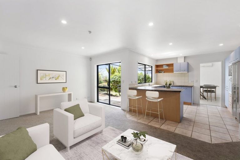 Photo of property in 6 Rush Creek Drive, Westgate, Auckland, 0614