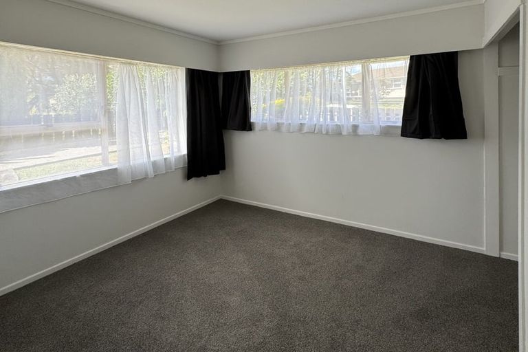 Photo of property in 1/13 Royal Arch Place, Rosehill, Papakura, 2113