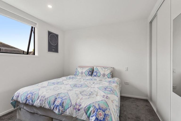 Photo of property in 7/21 Titoki Street, Te Atatu Peninsula, Auckland, 0610