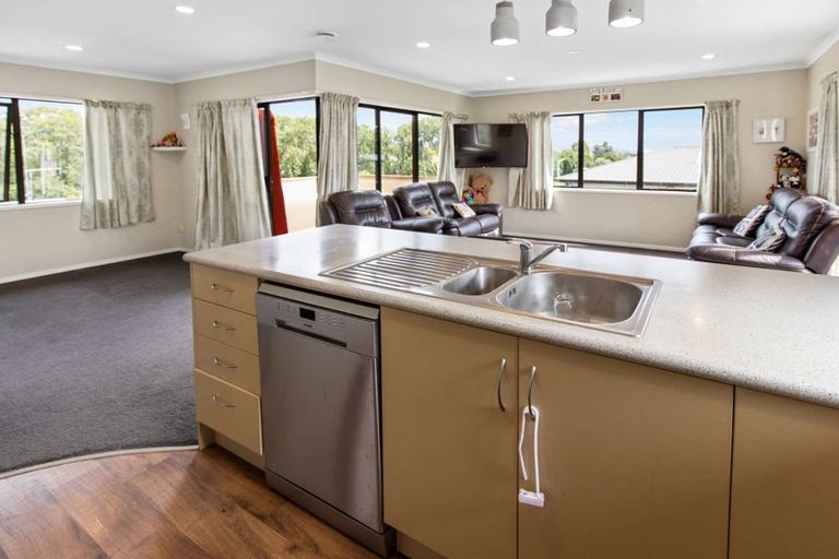 Photo of property in 8b Muir Place, Te Puke, 3119