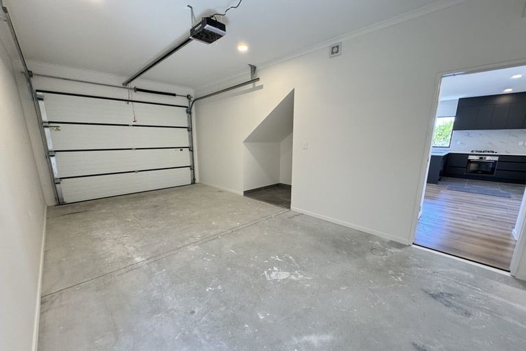 Photo of property in 22d Toru Street, Te Atatu Peninsula, Auckland, 0610