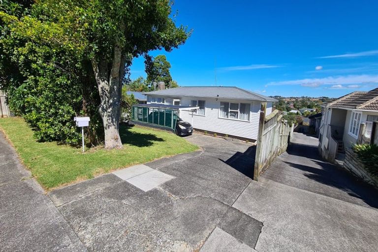Photo of property in 1/23 William Souter Street, Forrest Hill, Auckland, 0620