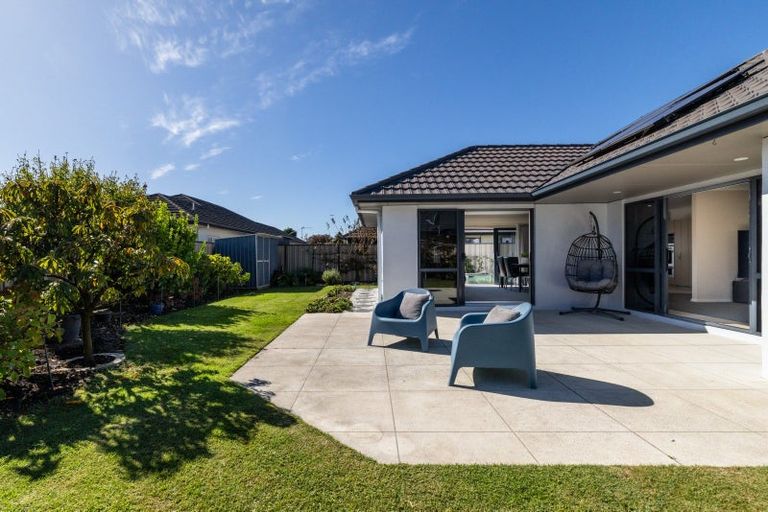 Photo of property in 21 Pinotage Drive, Greenmeadows, Napier, 4112
