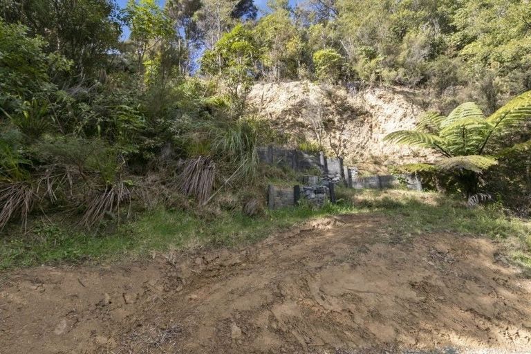 Photo of property in 8 Haven Grove, Naenae, Lower Hutt, 5011