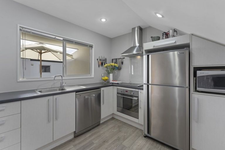 Photo of property in 114h Nursery Road, Phillipstown, Christchurch, 8011