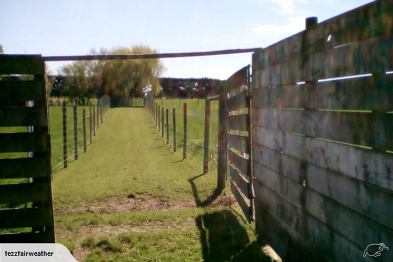 Photo of property in 407 Oteramika Road, Seaward Bush, Invercargill, 9871