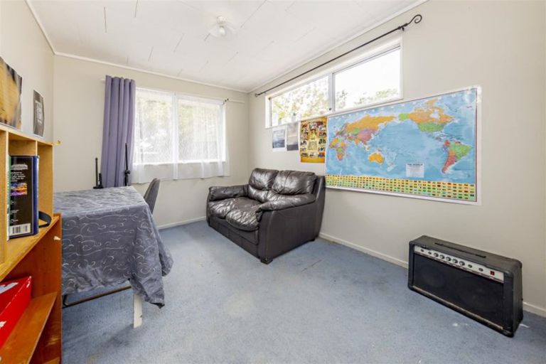 Photo of property in 8 Dosina Place, Flat Bush, Auckland, 2023