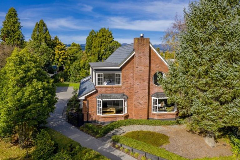 Photo of property in 19 Stuart Street, Levin, 5510