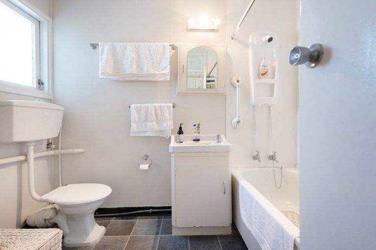 Photo of property in Manston Apartments, 2e/145 Ohiro Road, Brooklyn, Wellington, 6021